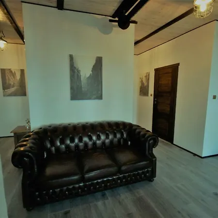 Atticapartment Готель *