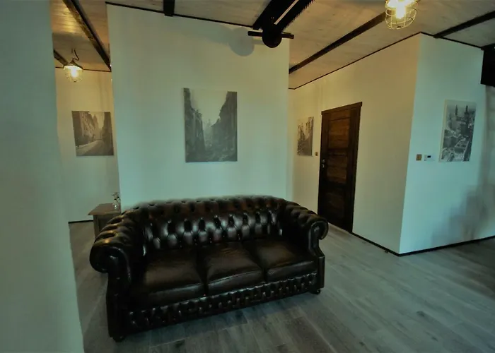 Atticapartment Hotel *